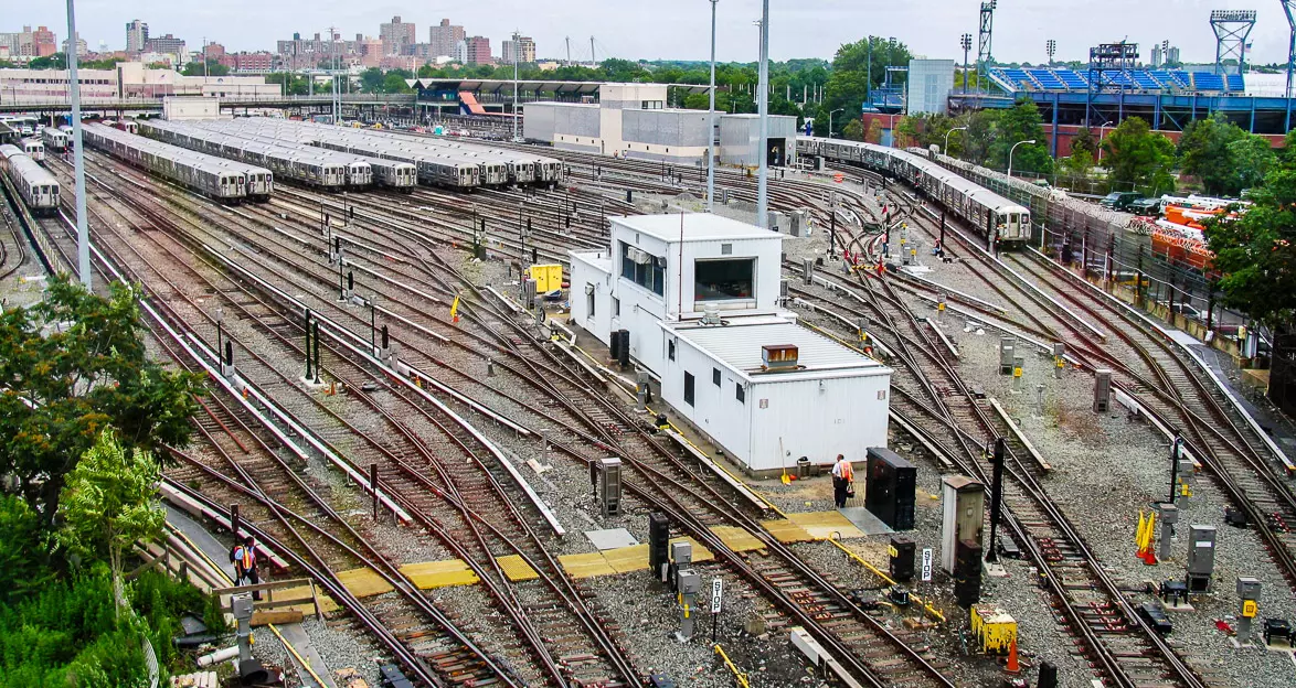 Corona Yard – Phase III