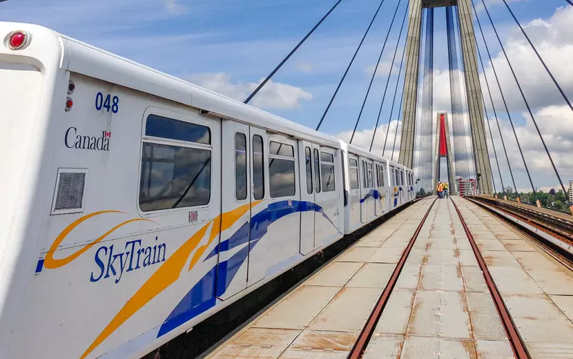 Expo Line Power Rail Installation